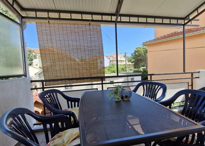 Apartmani Mare
